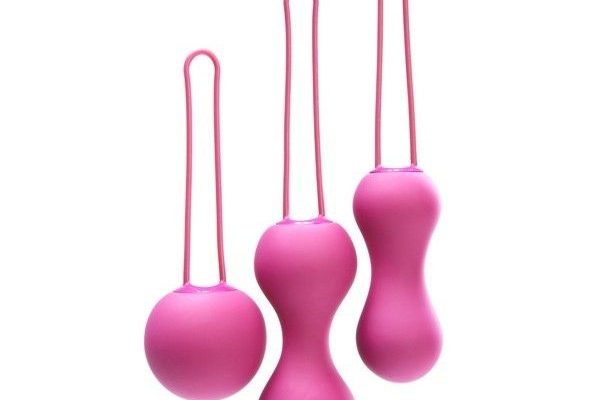 Okładka artykułu „Zabawki” w rehabilitacji mięśni dna miednicy.